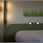 Hotel Est 2*