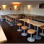 Hotel Est 2*