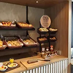 Hotel Est 2*