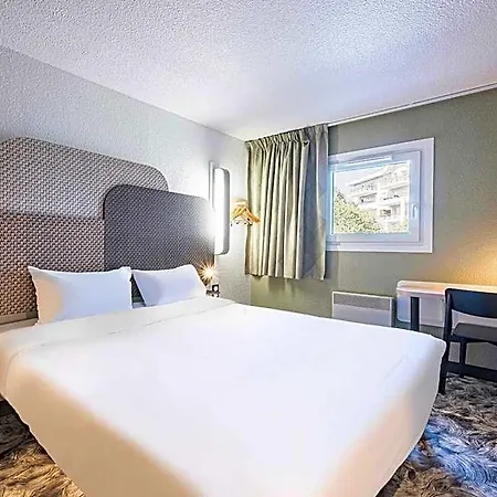 Est Hotel 2*