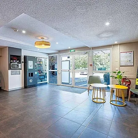 Hotel Est 2*