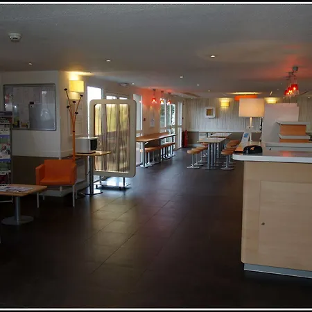 Hotel Est 2*