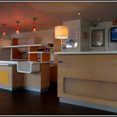 Ibis Budget Geneve 2*