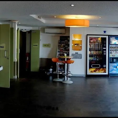 Est Hotel 2*